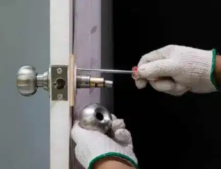 Troubleshooting door lock issues