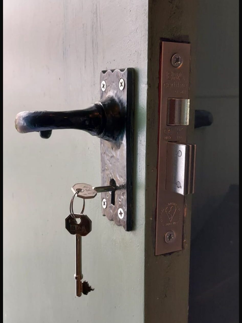 D Replacement Locks Nextdoor Locksmith